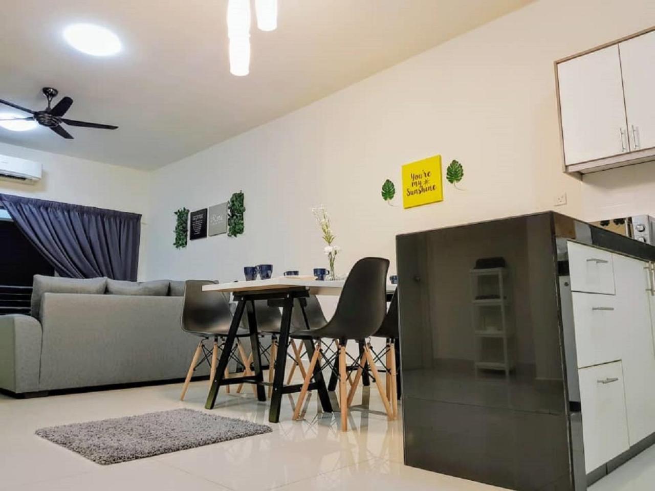 Puchong 8-12 Pax 5Min Lrt Cozy Apartment Ioi Mall Dış mekan fotoğraf